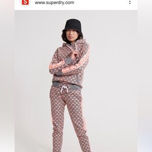 Superdry 2 piece track suit for price of one!
Sold out online and in sto…